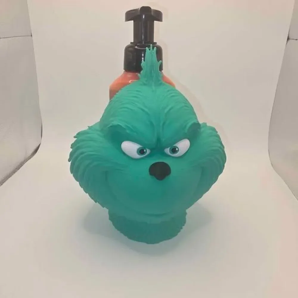 I’m selling these fun, 3D-printed Grinch-inspired soap dispensers. They are the